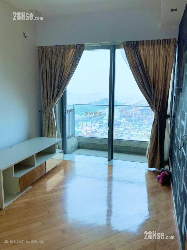 Manhattan Hill Rental 2 Bedrooms , 1 Bathroom 558 ft²