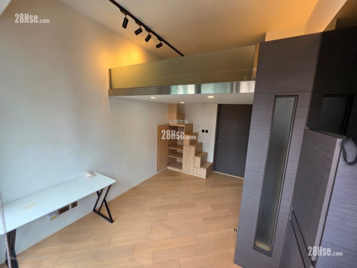 Artisan House Rental 1 Bathroom 227 ft²