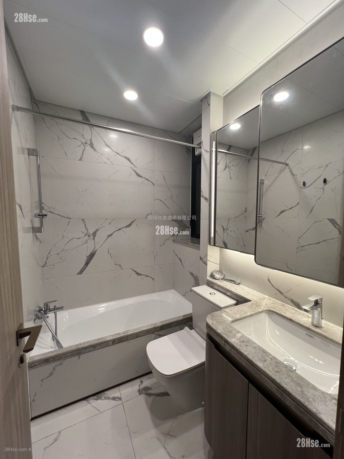 Prince Wesidence Rental 2 Bedrooms , 1 Bathroom 561 ft²