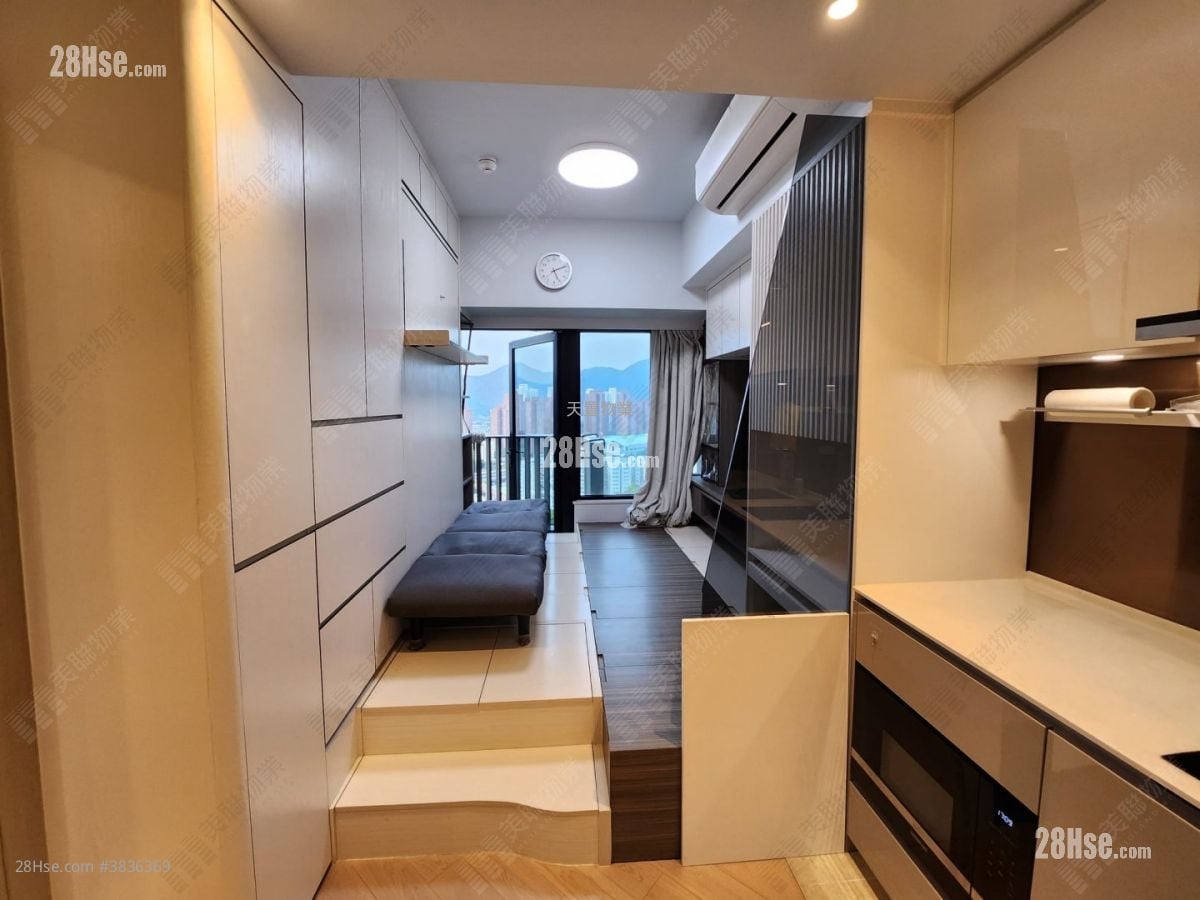 Mount Regency Rental 250 ft²