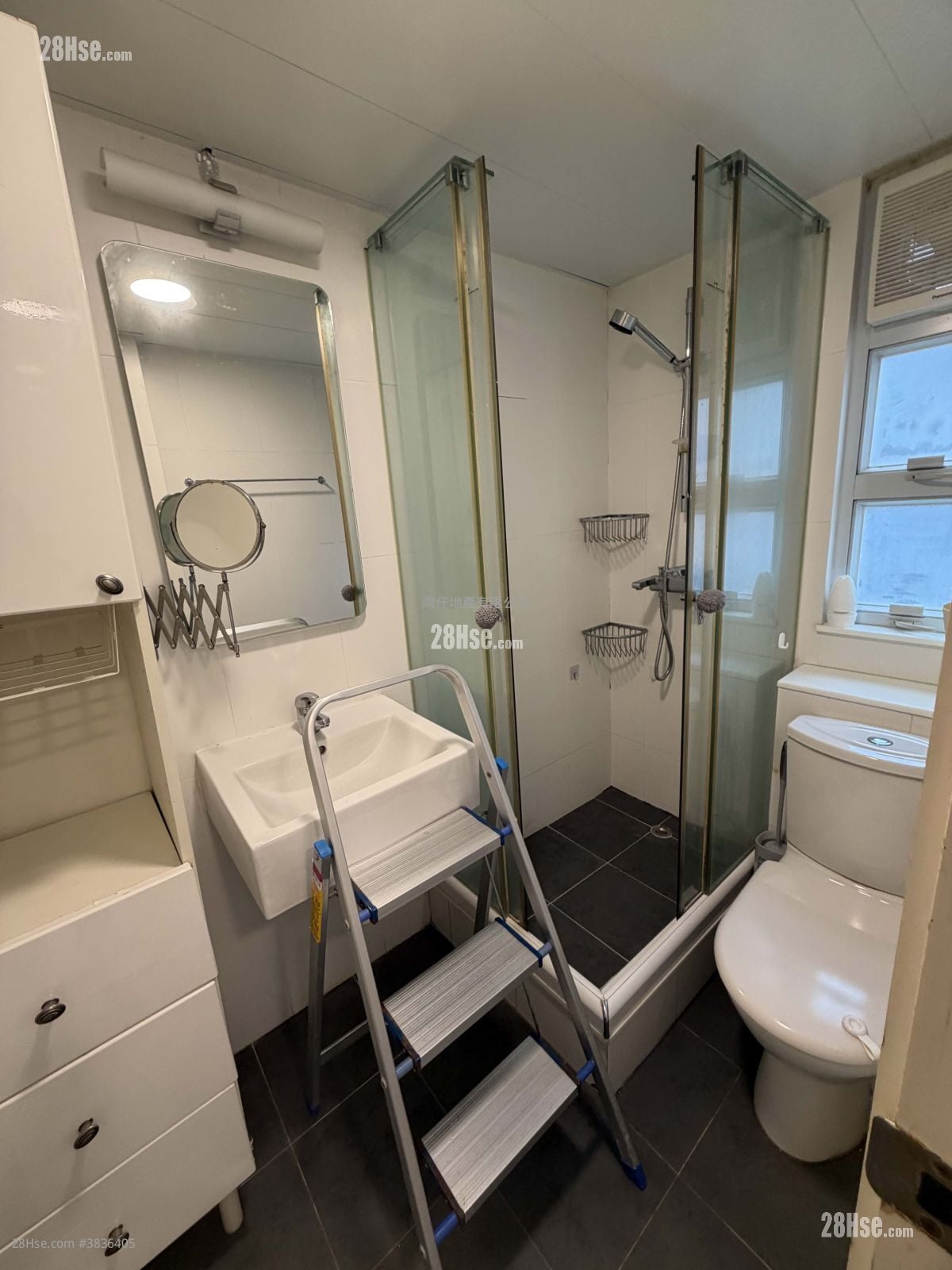 Tonnochy Towers Sell 2 Bedrooms , 1 Bathroom 367 ft²