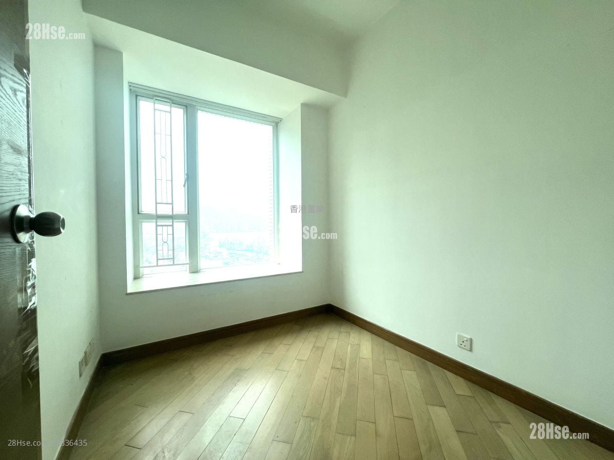 Florient Rise Sell 3 Bedrooms , 2 Bathrooms 791 ft²