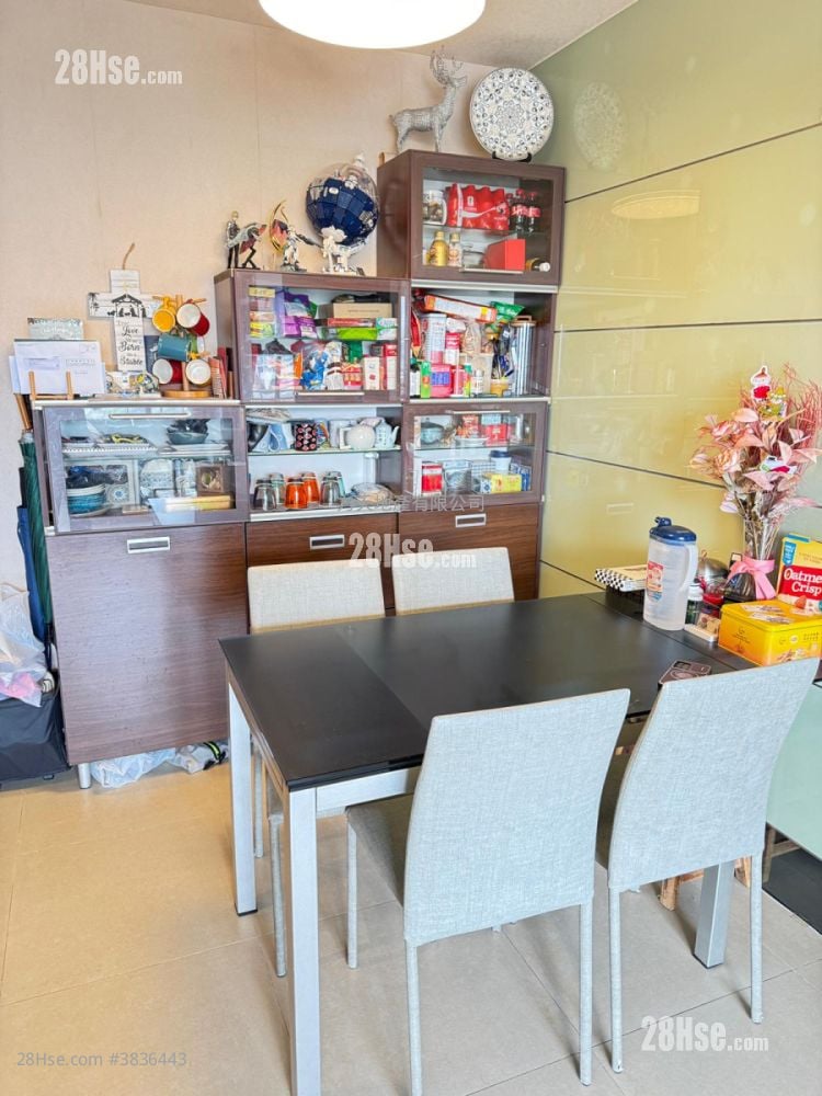 富豪花园 租盘 4 房 , 2 浴室 919 平方尺