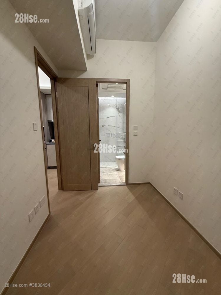 Villa Garda I Sell 329 ft²