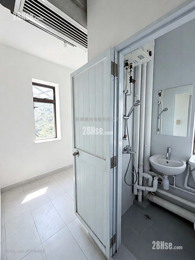 Bamboo Grove Rental 3 Bedrooms , 2 Bathrooms 1,442 ft²