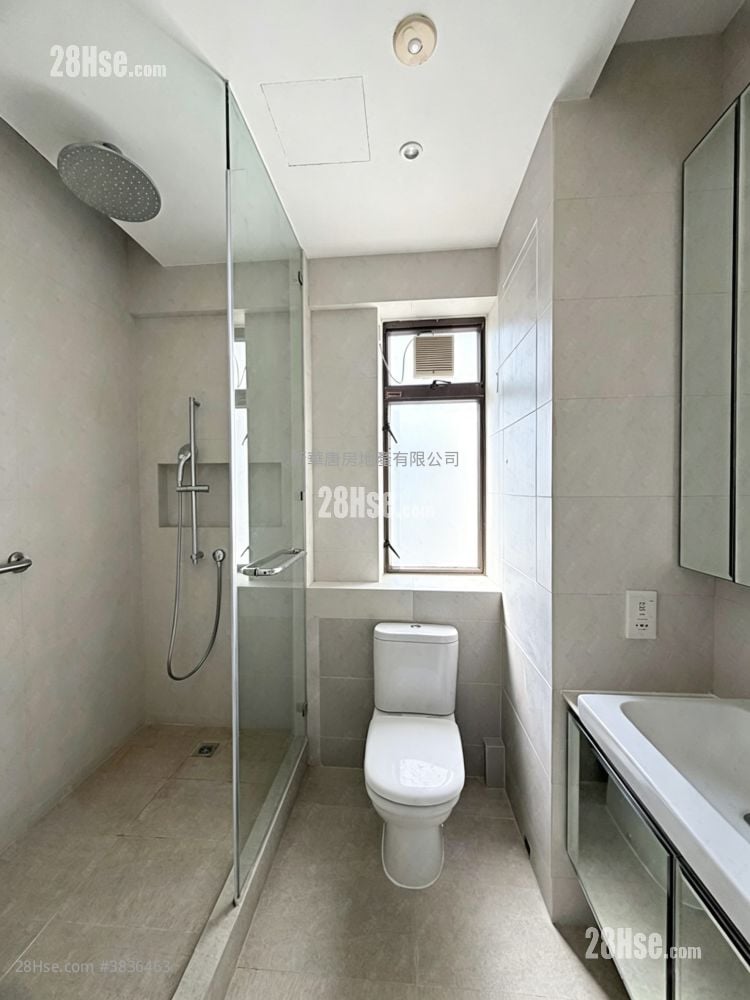 Bamboo Grove Rental 3 Bedrooms , 2 Bathrooms 1,442 ft²