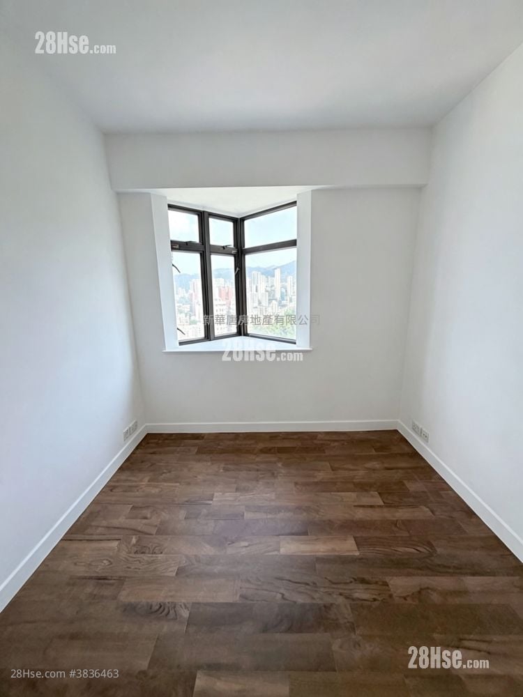 Bamboo Grove Rental 3 Bedrooms , 2 Bathrooms 1,442 ft²