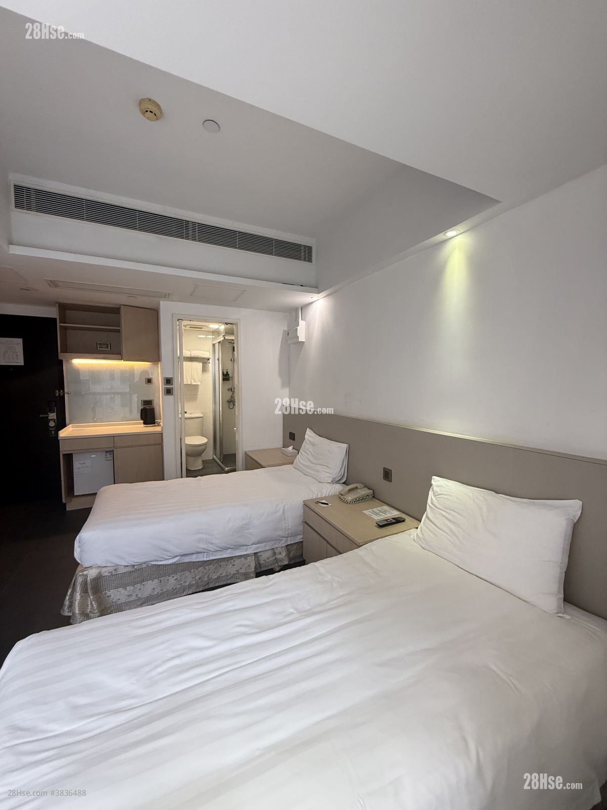 Wifi Boutique Hotel Rental 1 Bathroom 172 ft²