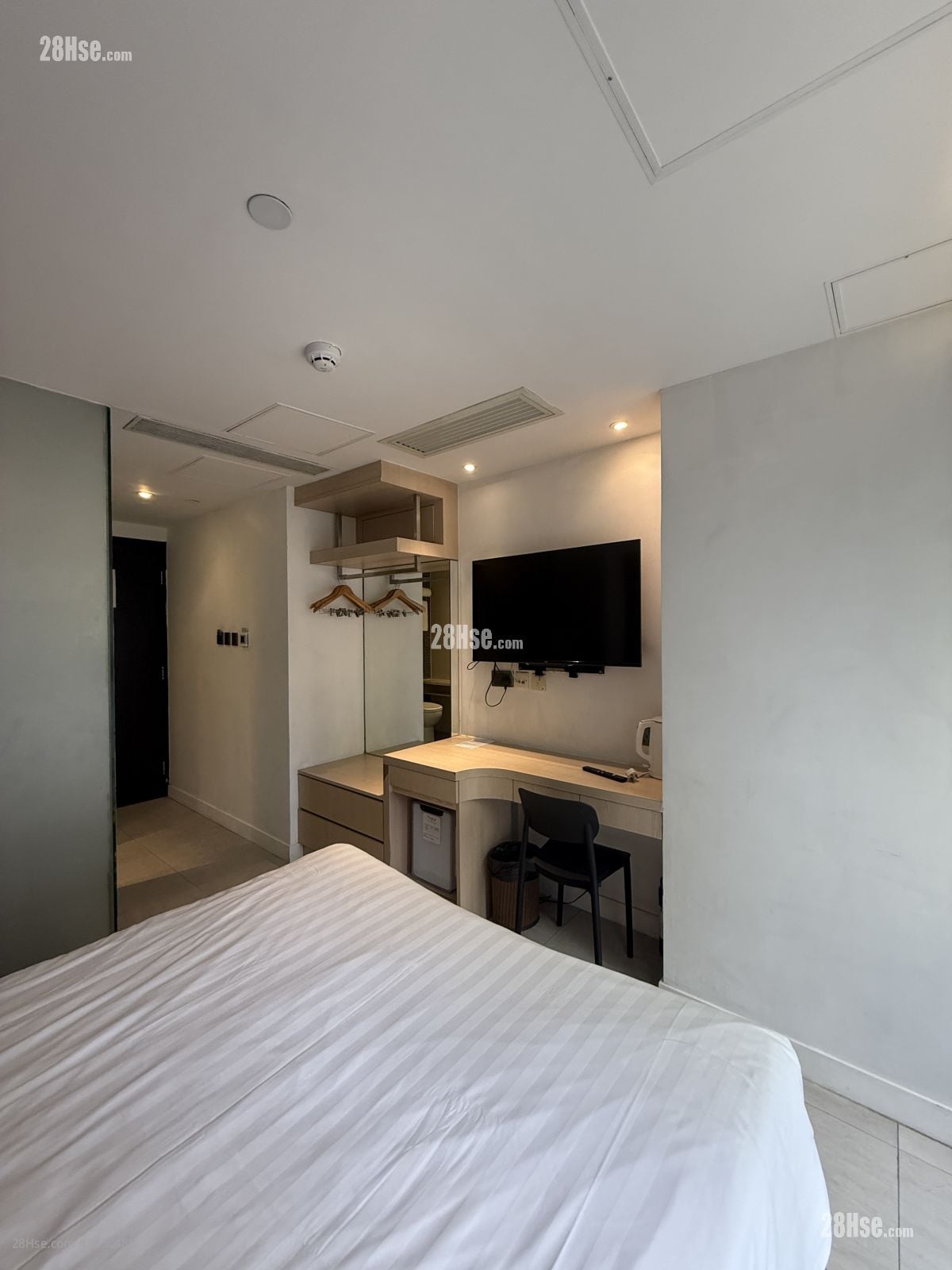 Wifi Boutique Hotel Rental 1 Bathroom 172 ft²