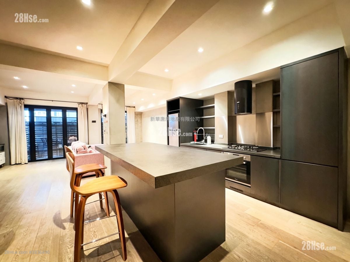 42-44 Robinson Road Rental 2 Bedrooms , 2 Bathrooms 980 ft²