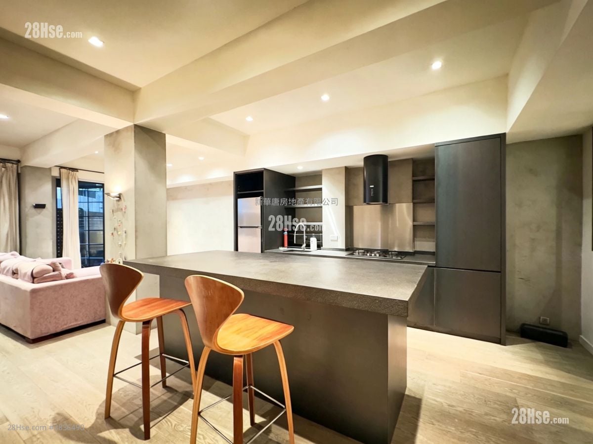 42-44 Robinson Road Rental 2 Bedrooms , 2 Bathrooms 980 ft²