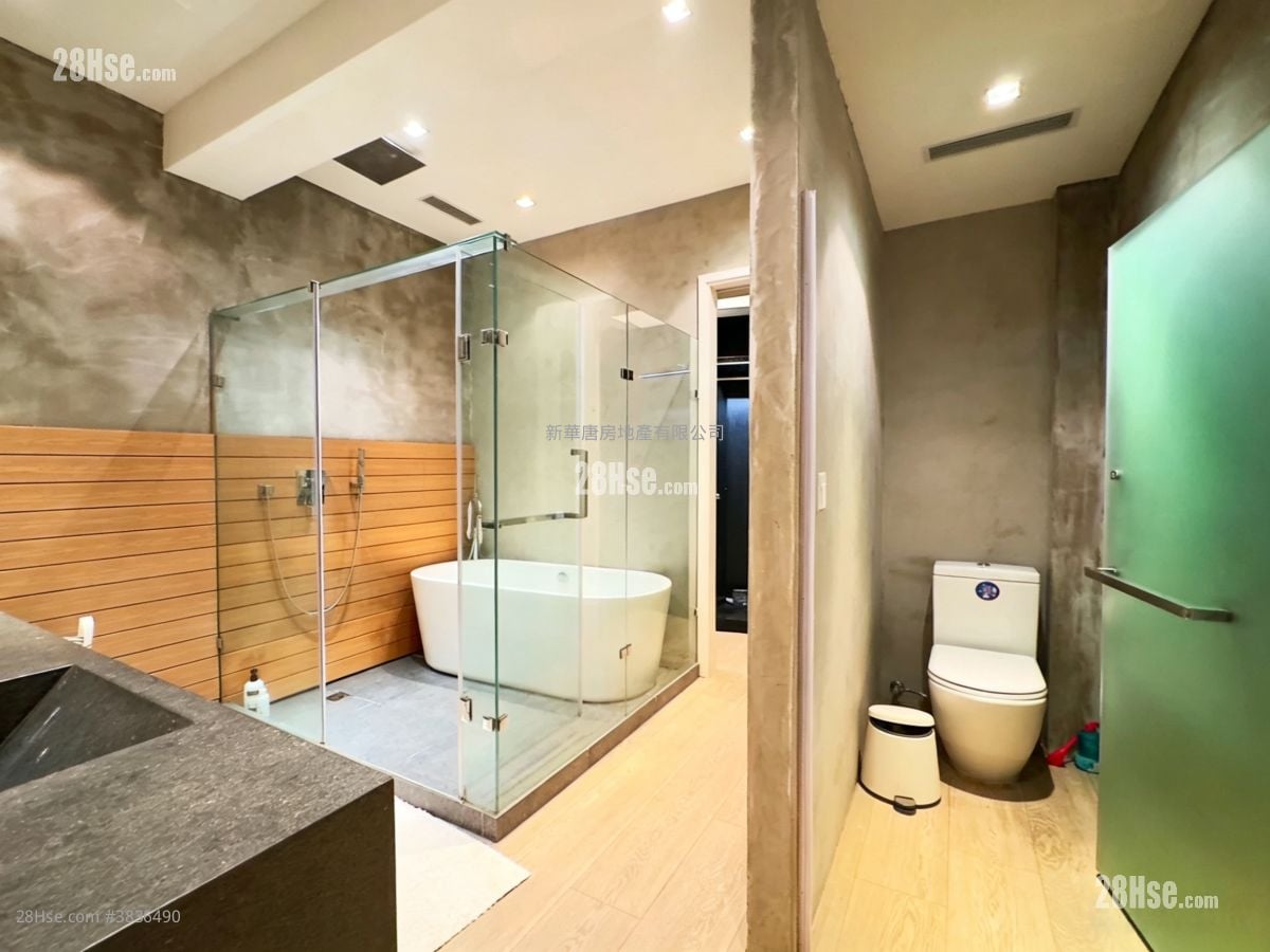 42-44 Robinson Road Rental 2 Bedrooms , 2 Bathrooms 980 ft²