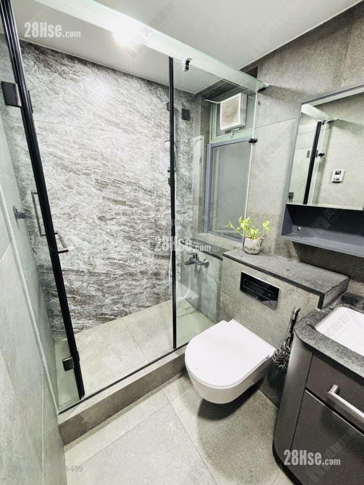 Ocean View Sell 2 Bedrooms , 1 Bathroom 476 ft²