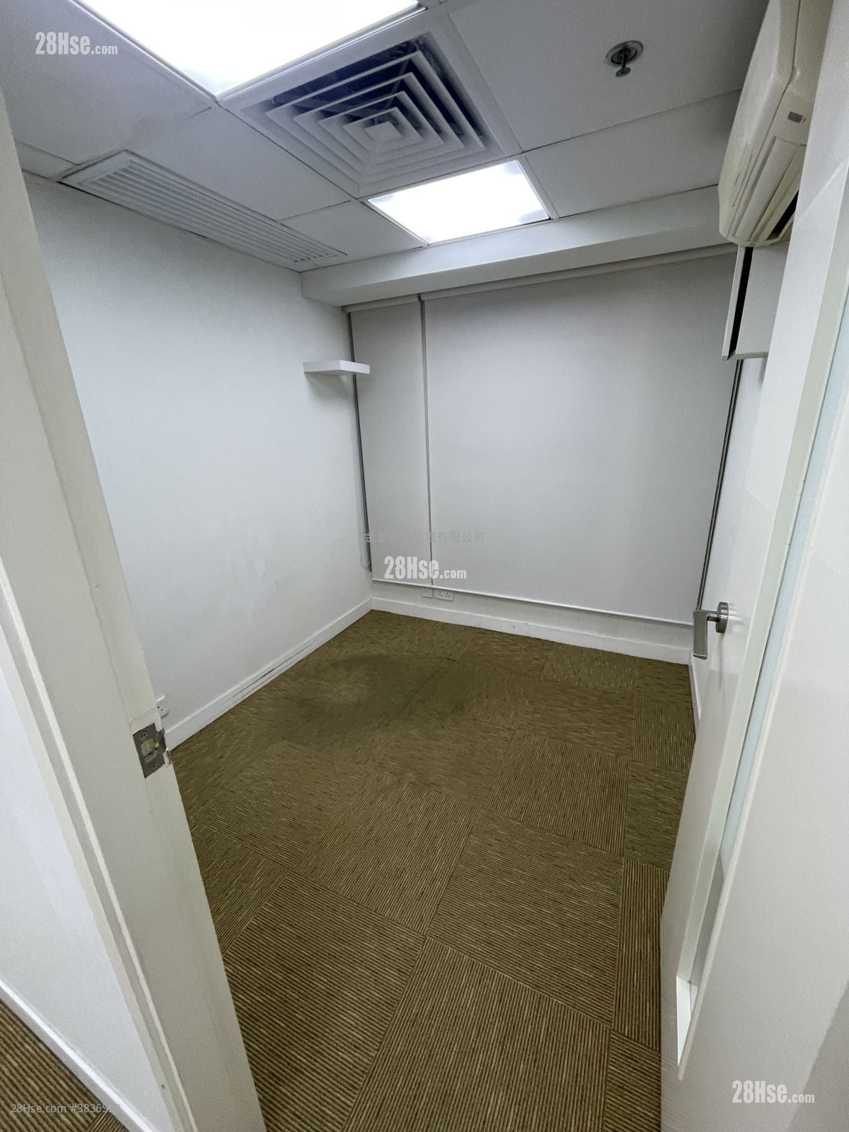 Cameron Commercial Centre Rental 4 Bedrooms