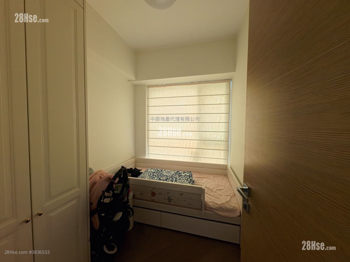 The Wings Sell 4 Bedrooms , 3 Bathrooms 949 ft²