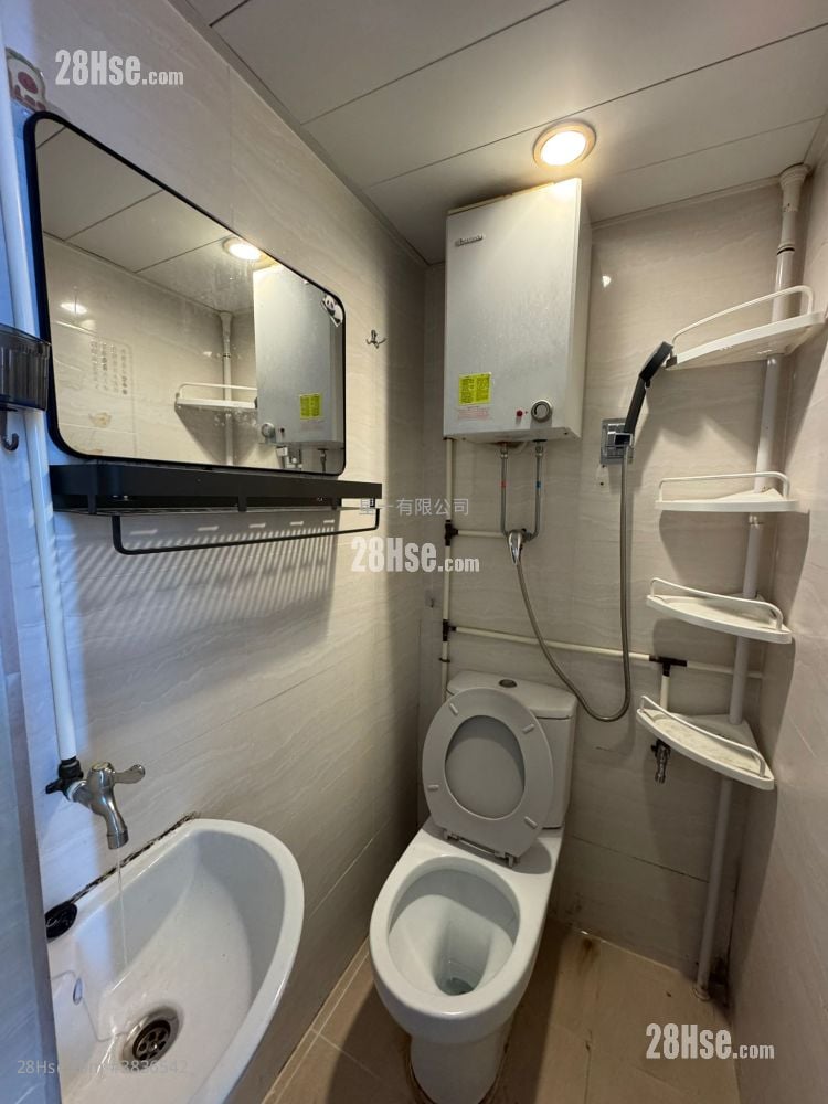 Kam Wah House Rental 1 Bedroom , 1 Bathroom 160 ft²