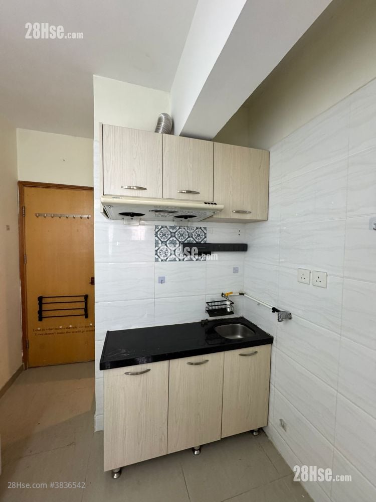 Kam Wah House Rental 1 Bedroom , 1 Bathroom 160 ft²
