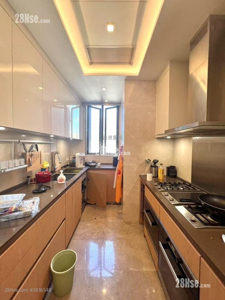 Mantin Heights Rental 3 Bedrooms , 2 Bathrooms 1,238 ft²