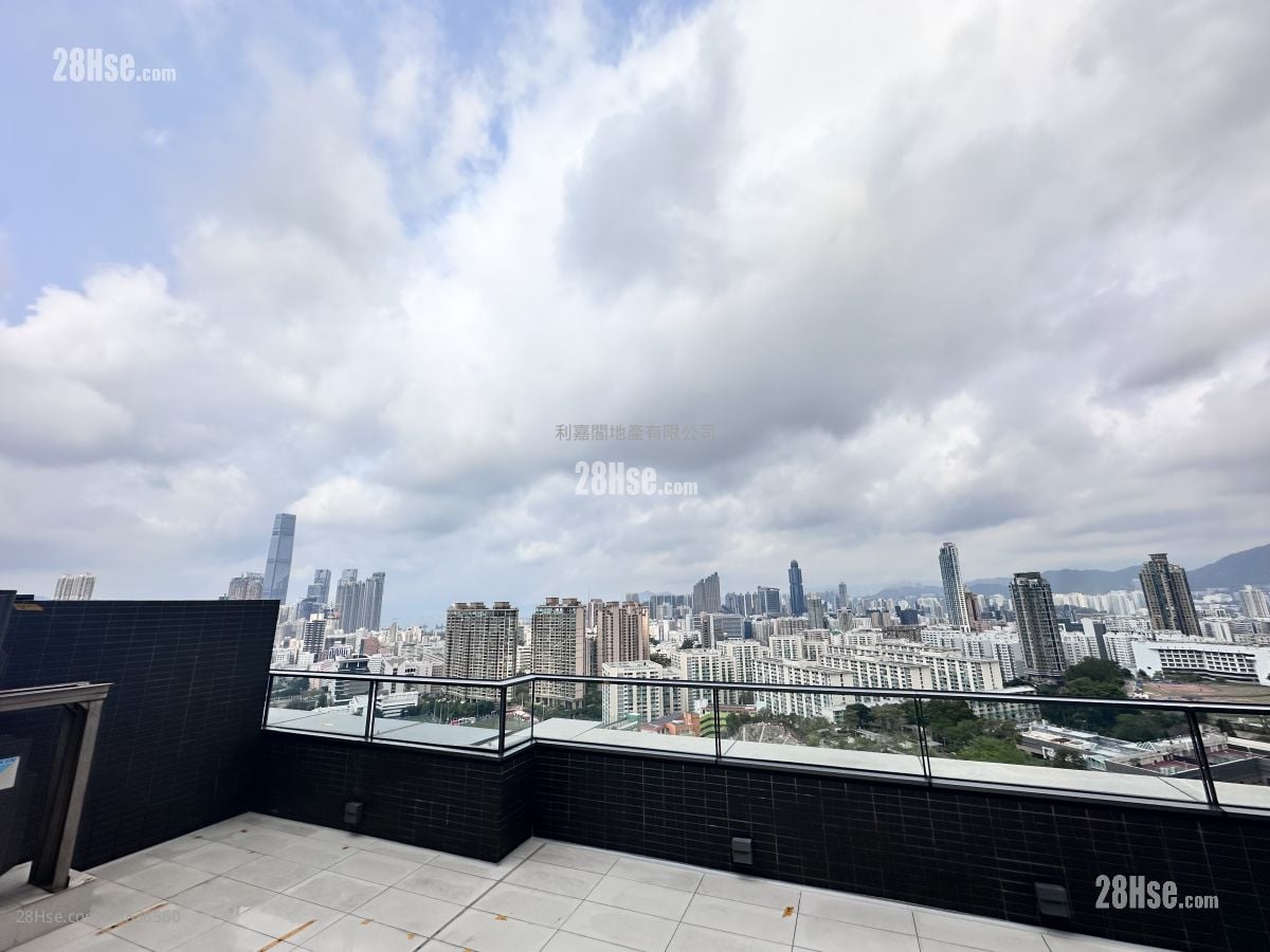 In One Rental 2 Bedrooms , 1 Bathroom 425 ft²