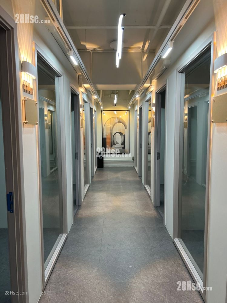 822 Lai Chi Kok Road Rental 4 Toilets