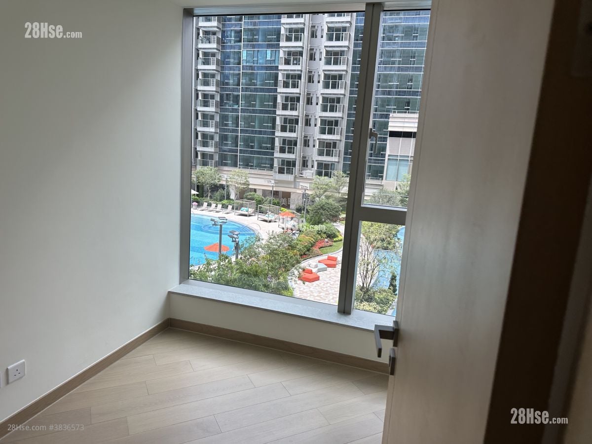 Grand Mayfair  Sell 3 Bedrooms , 3 Bathrooms 763 ft²