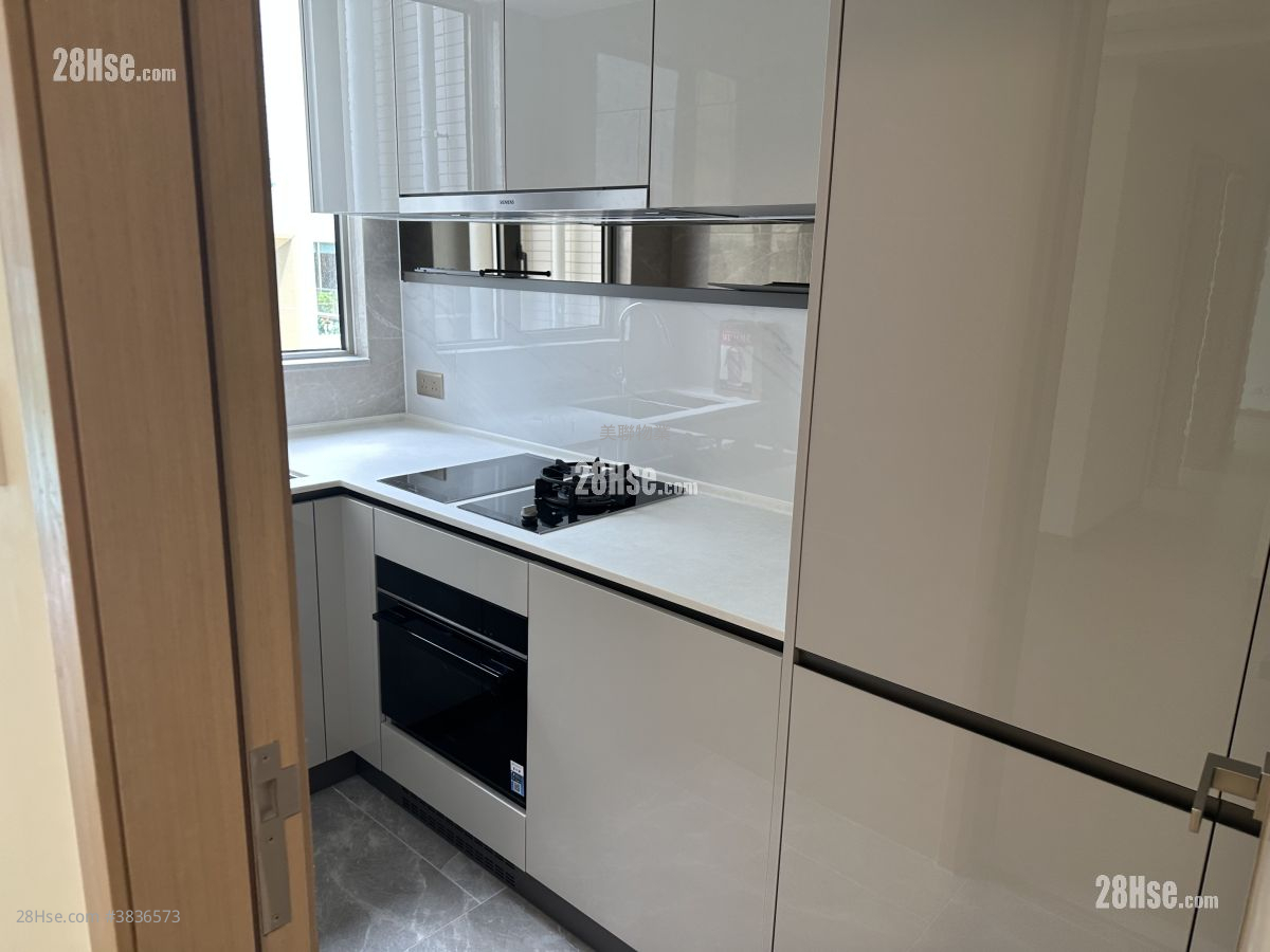 Grand Mayfair  Sell 3 Bedrooms , 3 Bathrooms 763 ft²