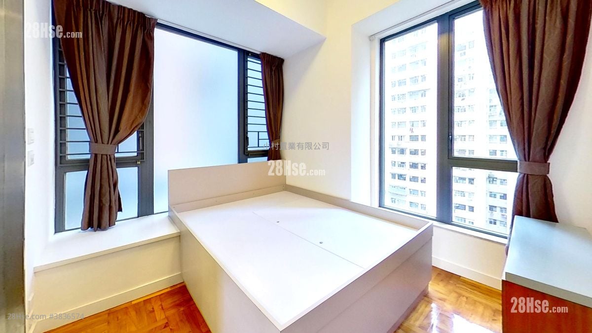 master room: 18 Catchick Street Rental 2 Bedrooms , 2 Bathrooms 534 ft²
