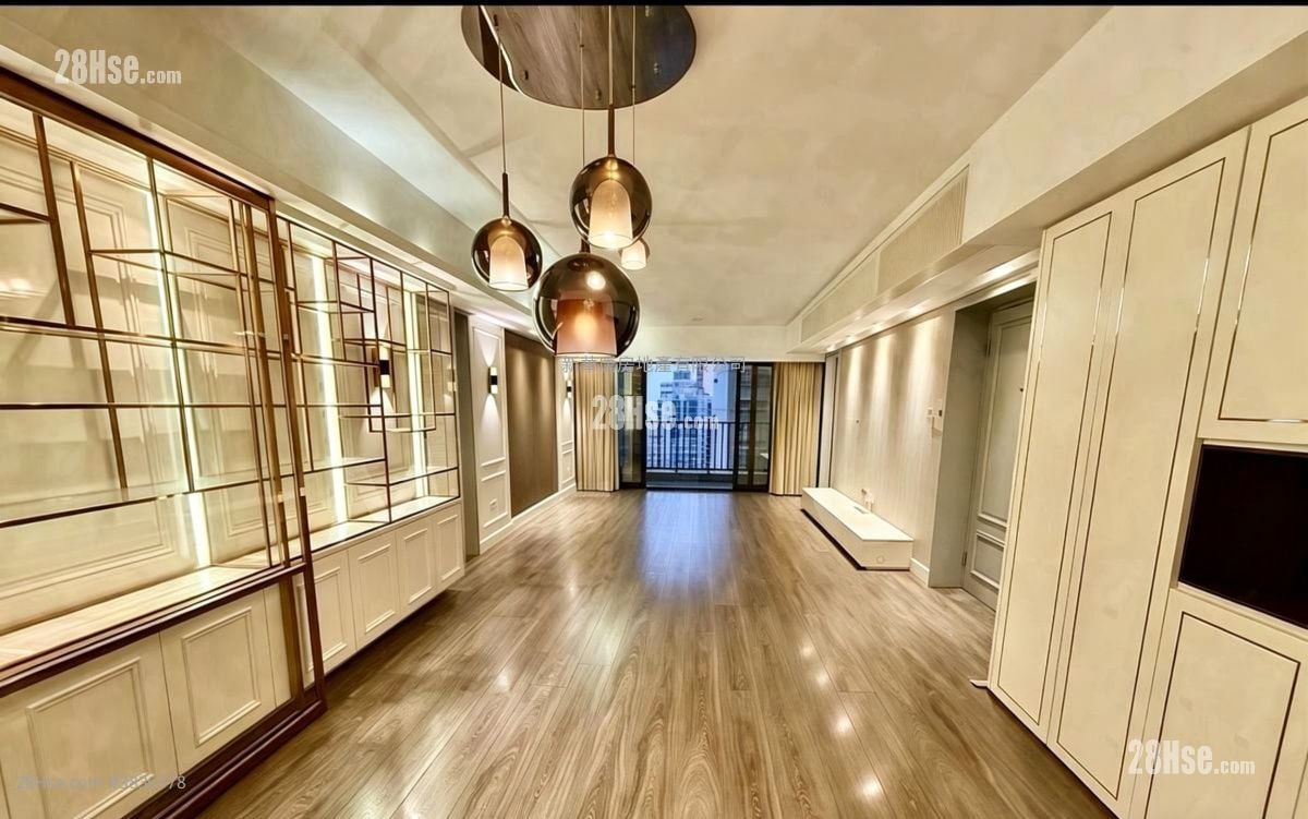 Scenic Garden Rental 4 Bedrooms , 3 Bathrooms 1,397 ft²