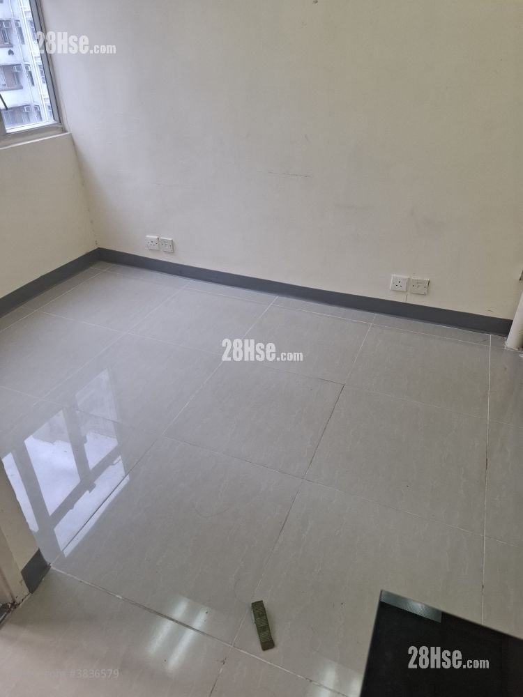 Cheong Wah Commercial Building Rental 1 Toilet