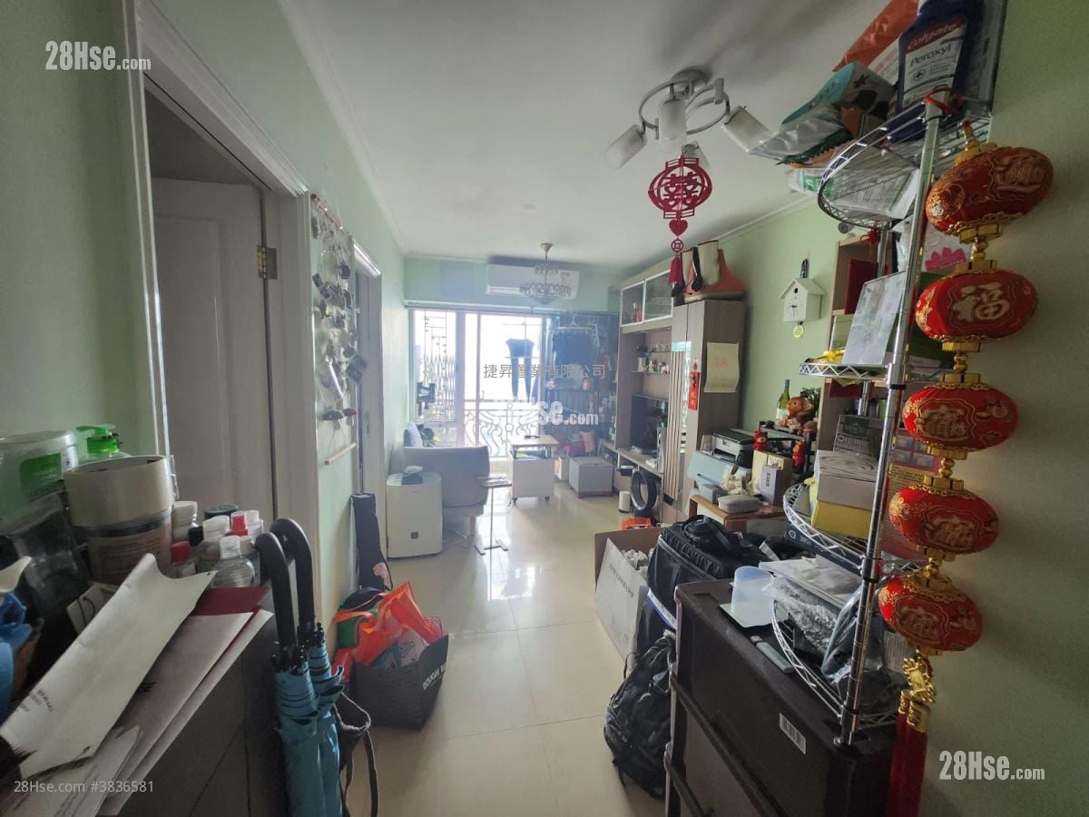 Sky Tower Sell 2 Bedrooms , 1 Bathroom 452 ft²