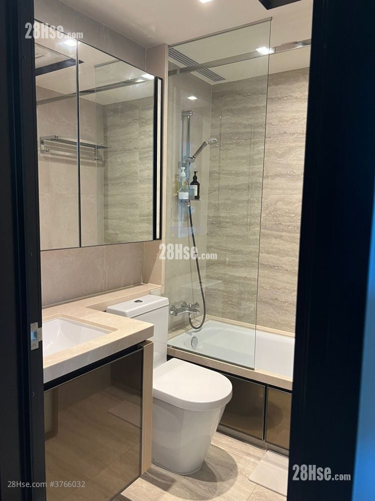 The Regent Sell 1 Bedroom , 1 Bathroom 373 ft²