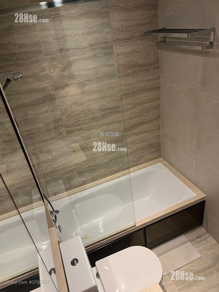 The Regent Sell 1 Bedroom , 1 Bathroom 373 ft²