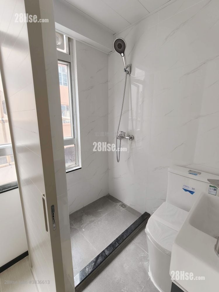 最后一间有窗独立厕所、建350尺：$7500