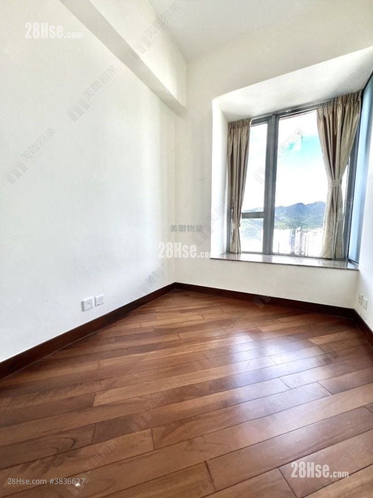The Palazzo Rental 3 Bedrooms , 2 Bathrooms 912 ft²