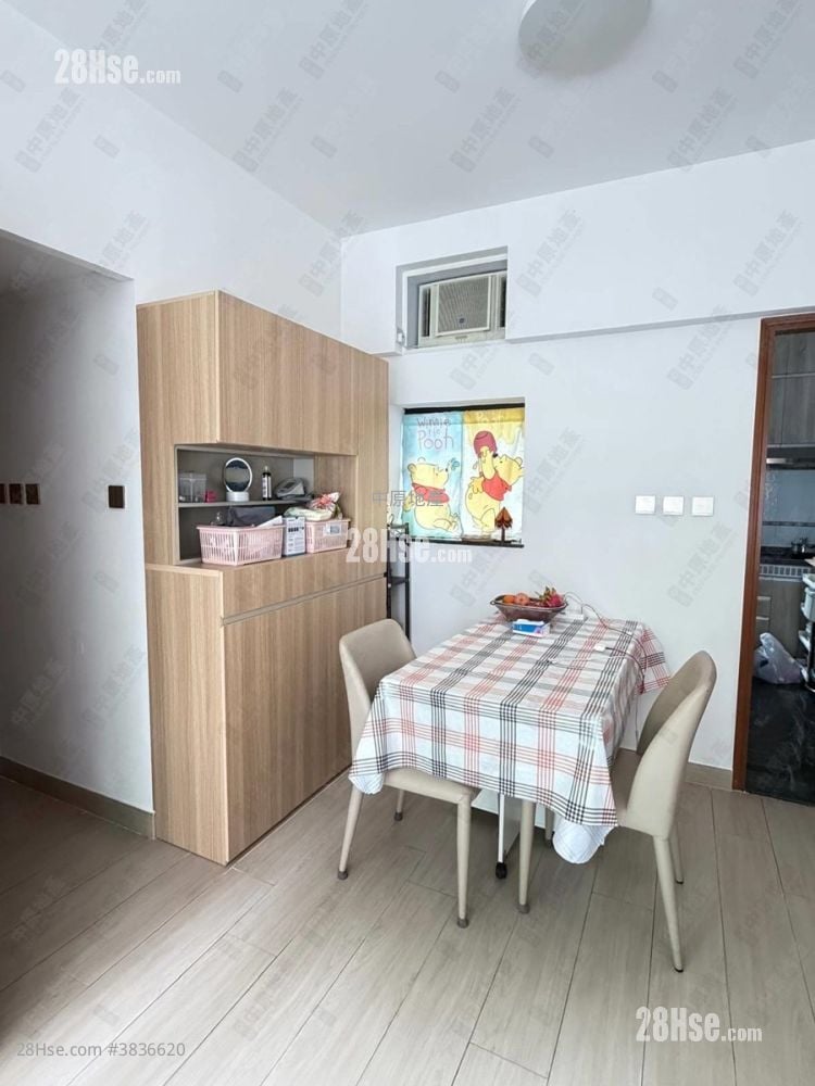 Villa Claire Sell 2 Bedrooms , 1 Bathroom 490 ft²
