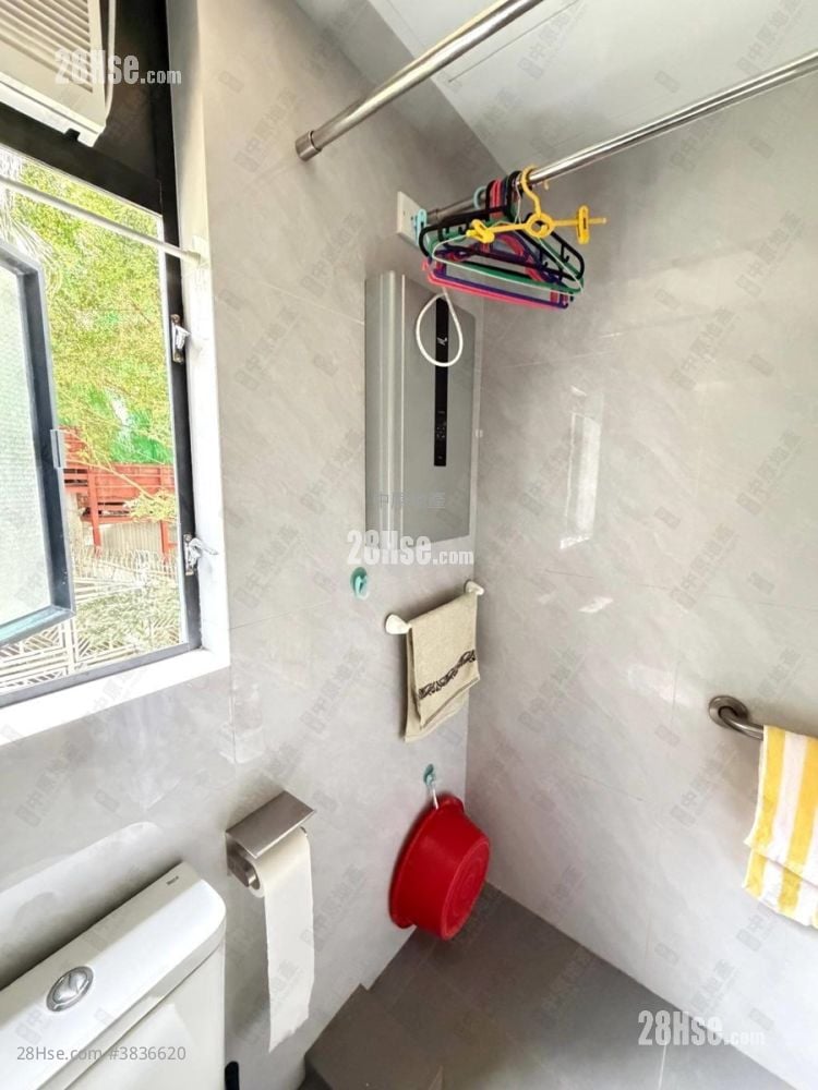 Villa Claire Sell 2 Bedrooms , 1 Bathroom 490 ft²