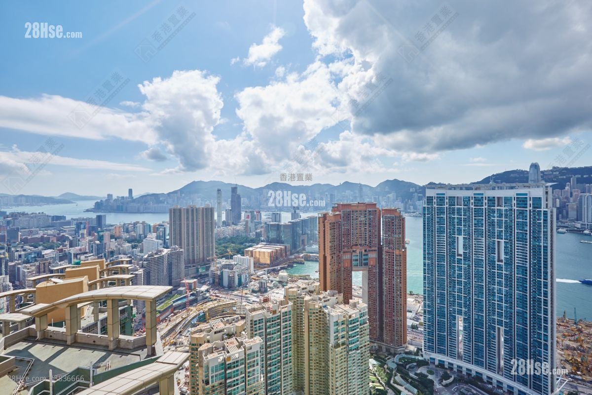 The Arch Sell 1 Bedroom , 1 Bathroom 395 ft²