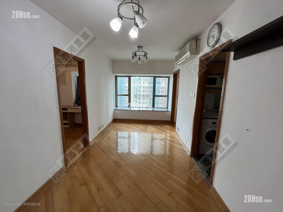 Park Central Rental 2 Bedrooms , 1 Bathroom 406 ft²
