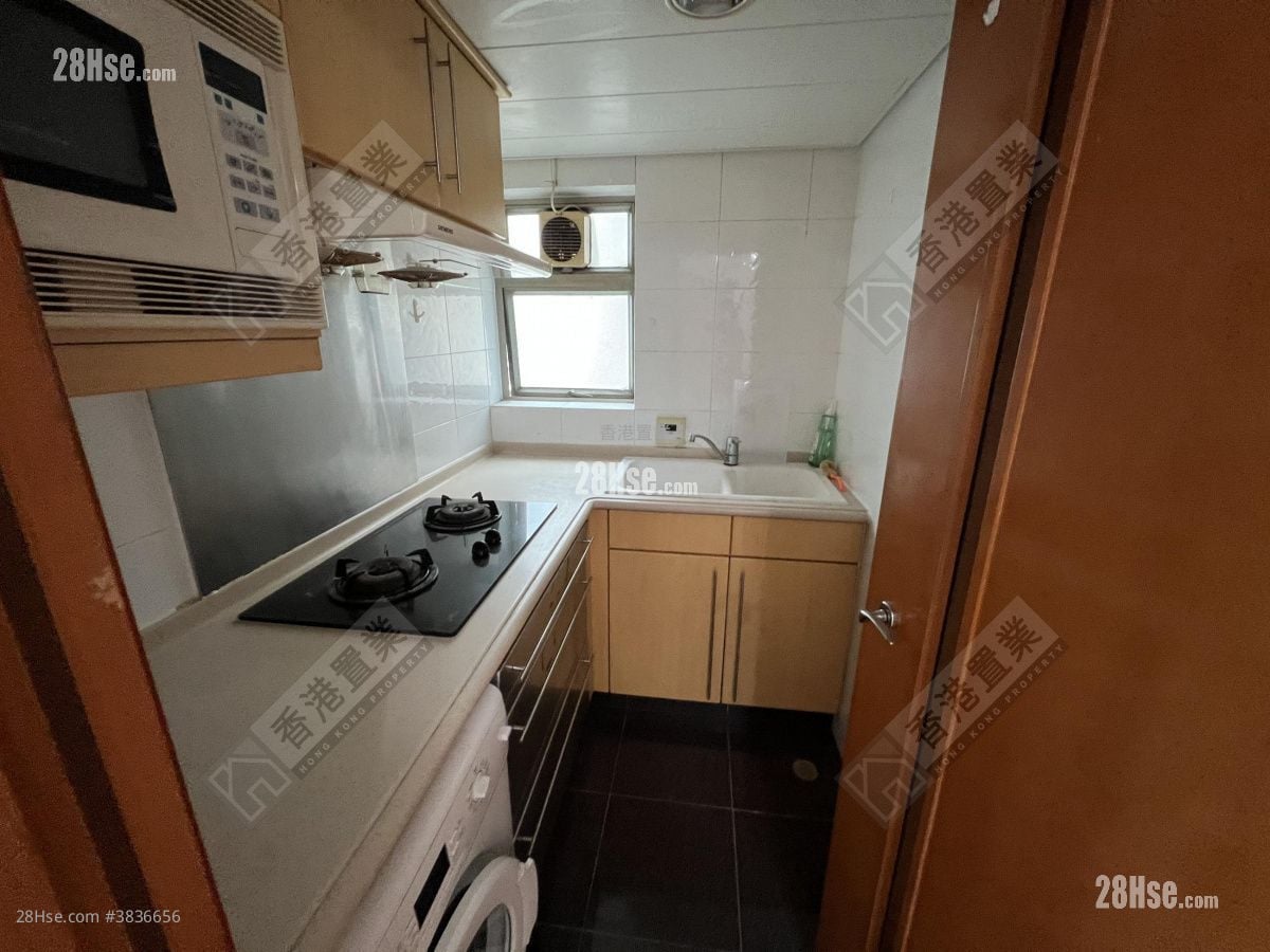 Park Central Rental 2 Bedrooms , 1 Bathroom 406 ft²