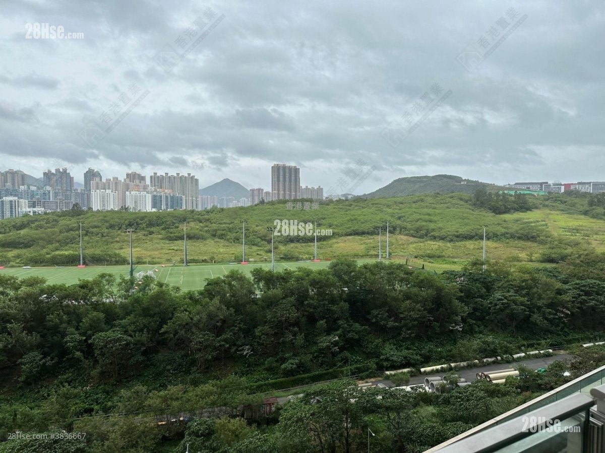 Hemera Rental 4 Bedrooms , 3 Bathrooms 1,142 ft²