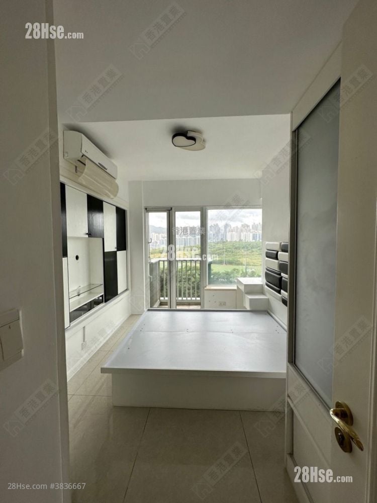 Hemera Rental 4 Bedrooms , 3 Bathrooms 1,142 ft²