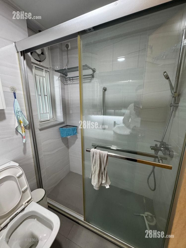 Liberte Sell 1 Bedroom , 1 Bathroom 378 ft²