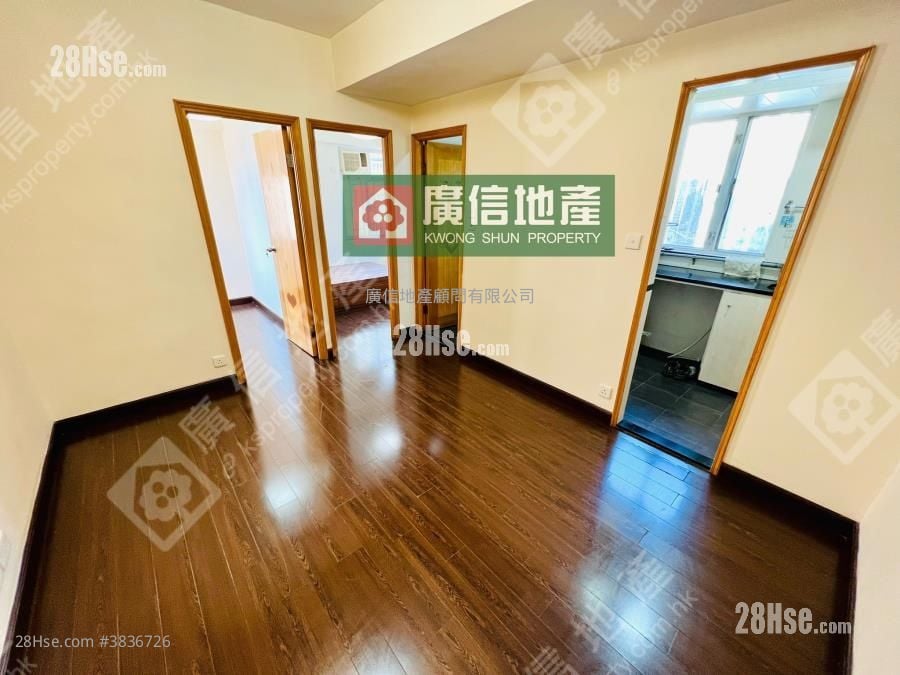 Yau Lee Building Sell 2 Bedrooms , 1 Bathroom 323 ft²