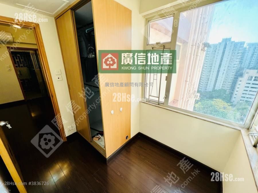 Yau Lee Building Sell 2 Bedrooms , 1 Bathroom 323 ft²