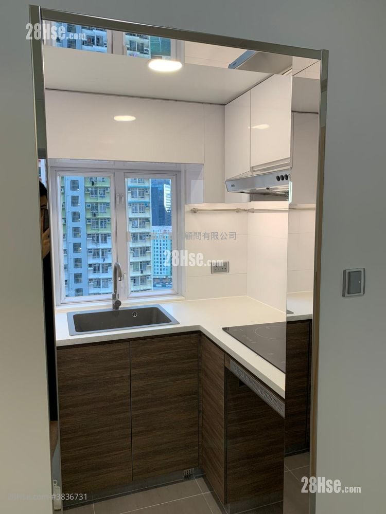 Wai King Building Sell 392 ft²