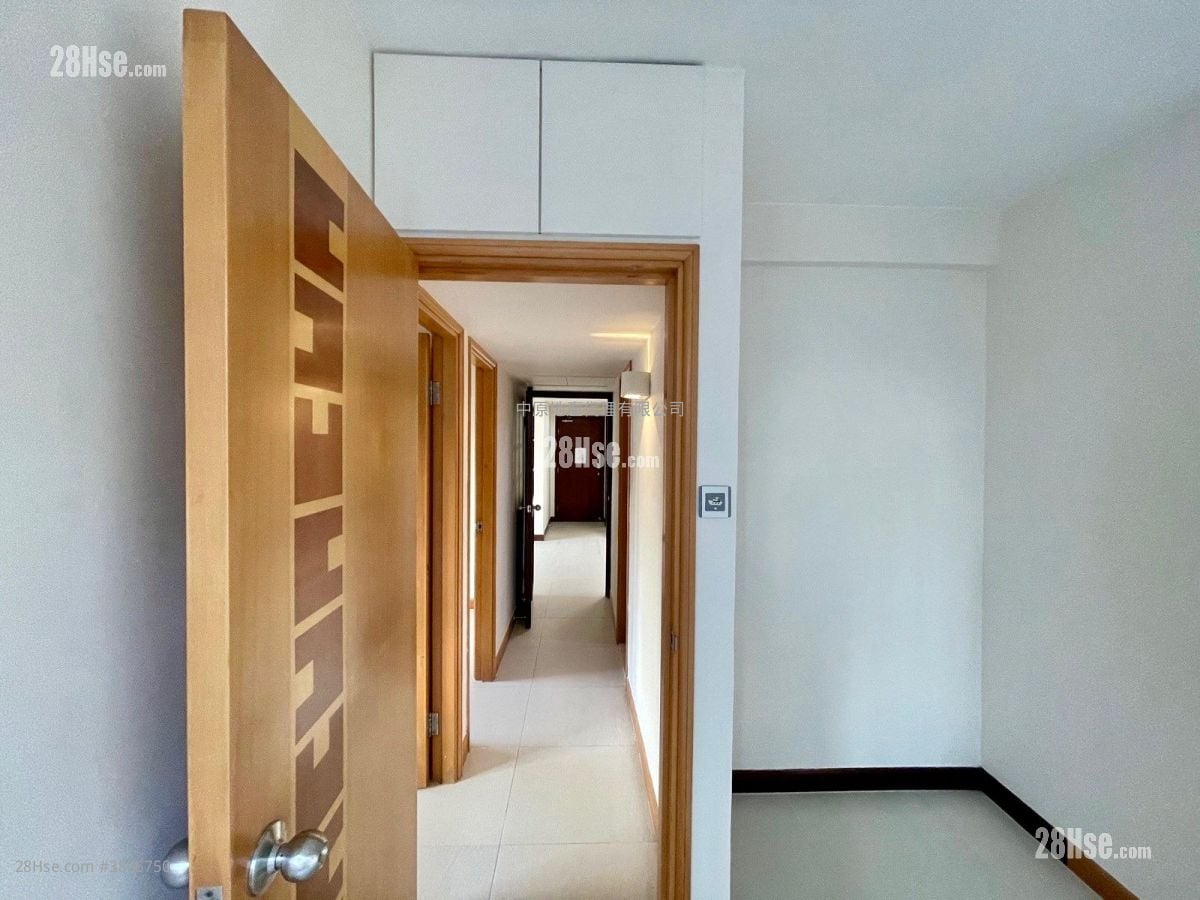 Belvedere Garden Sell 3 Bedrooms , 1 Bathroom 572 ft²