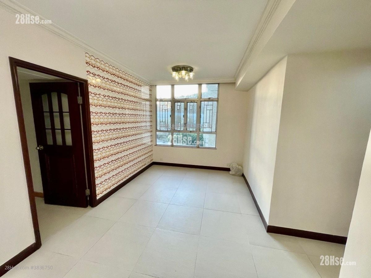 Belvedere Garden Sell 3 Bedrooms , 1 Bathroom 572 ft²