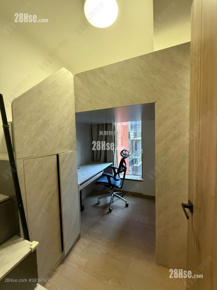 Centra Horizon Sell 3 Bedrooms , 2 Bathrooms 700 ft²