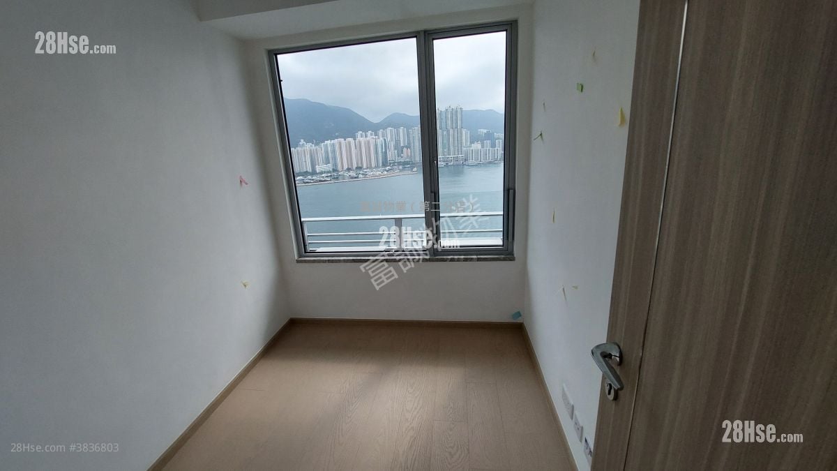 The Coast Line Rental 3 Bedrooms , 2 Bathrooms 718 ft²