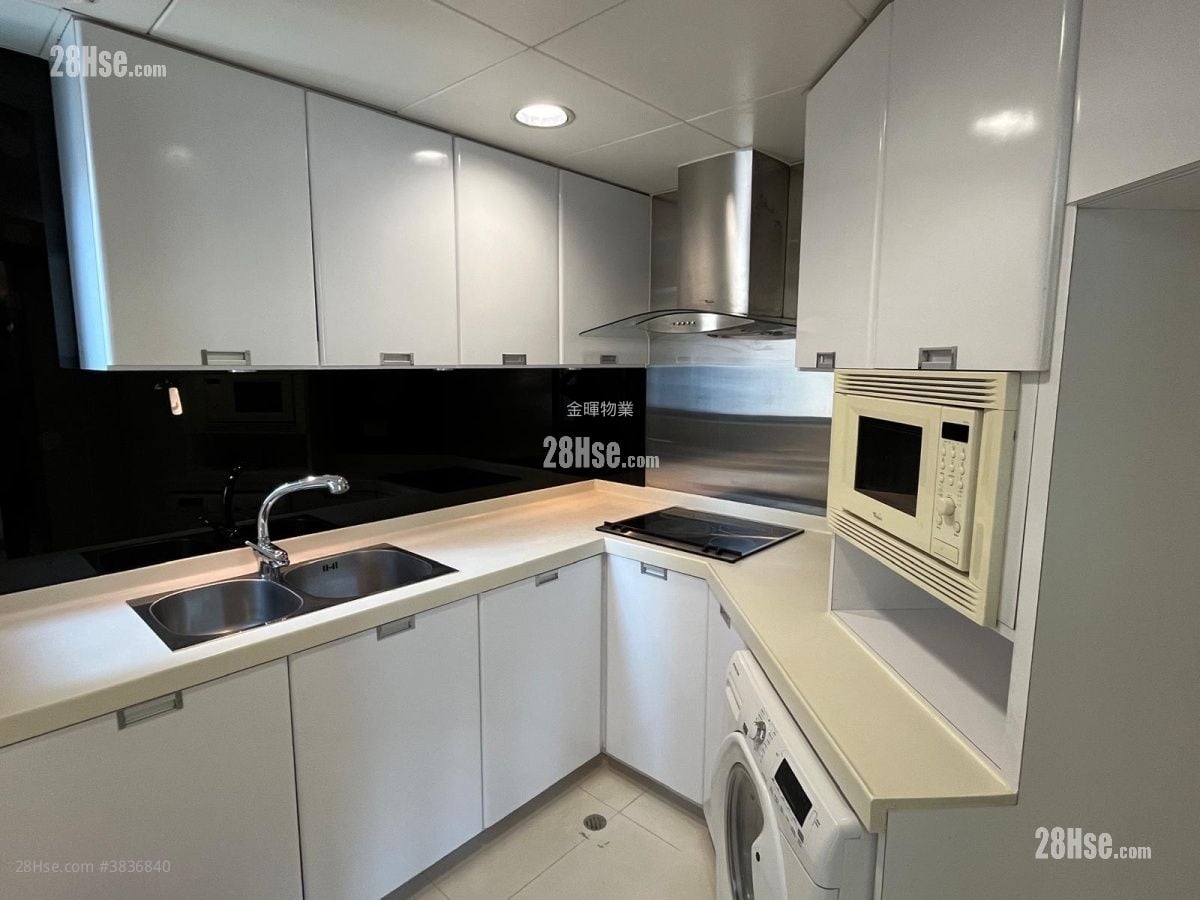 Scholastic Garden Rental 2 Bedrooms , 2 Bathrooms 626 ft²